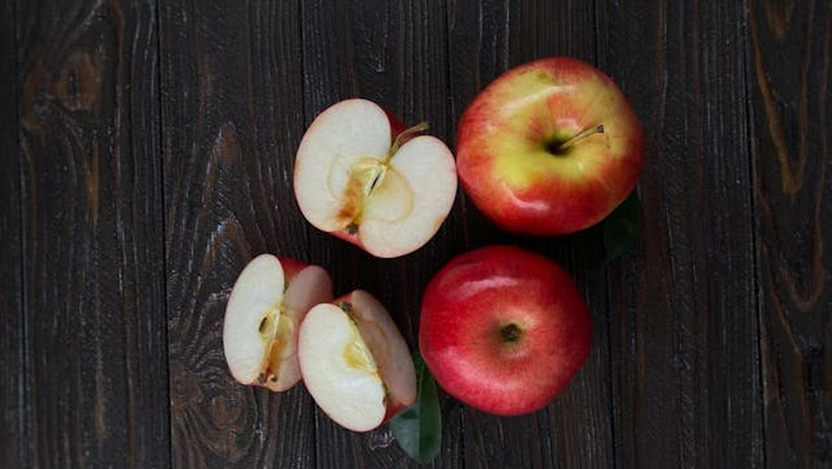 Biji Buah yang Perlu Dihindari Karena Berpotensi Berbahaya