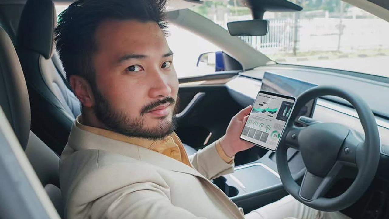Kronologi Perseteruan Rudy Salim dan Firdaus Oiwobo: Dari Showroom Mobil Mewah hingga Media Sosial