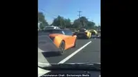 Konvoi Lamborghini mendapatka keceman dari warga Thailand.