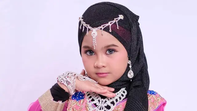Kisah MUA Cilik dari Bontang, Rintis Keterampilan Merias dari Usia 5 Tahun