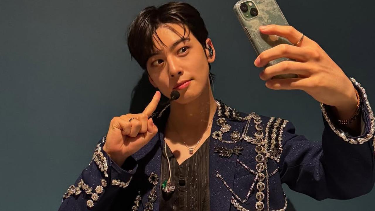Pesan Haru Cha Eun Woo pada Fans Sebelum Berangkat Wamil: Jangan Lupakan Aku Ya