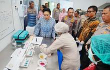 Dukung Kelancaran MBG, Kapolri dan Titiek Soeharto Tinjau SPPG di Jateng