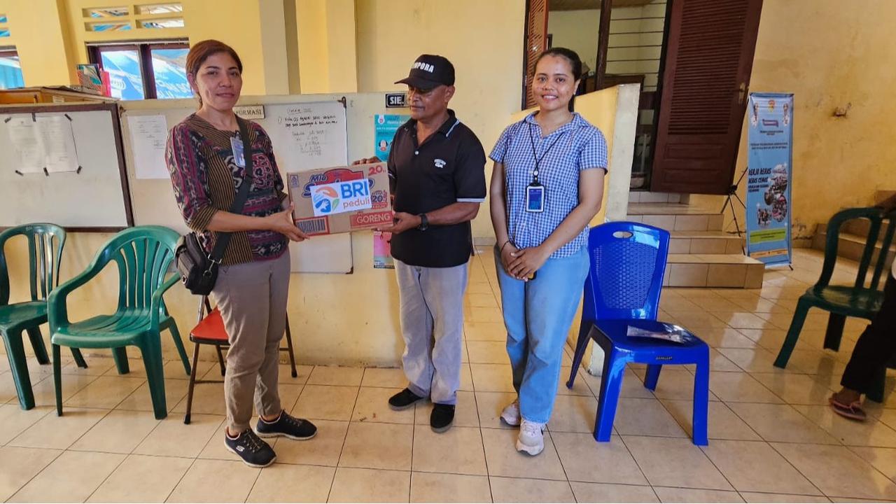 BRI Peduli Salurkan Bantuan Bagi Korban Banjir di Nagekeo NTT