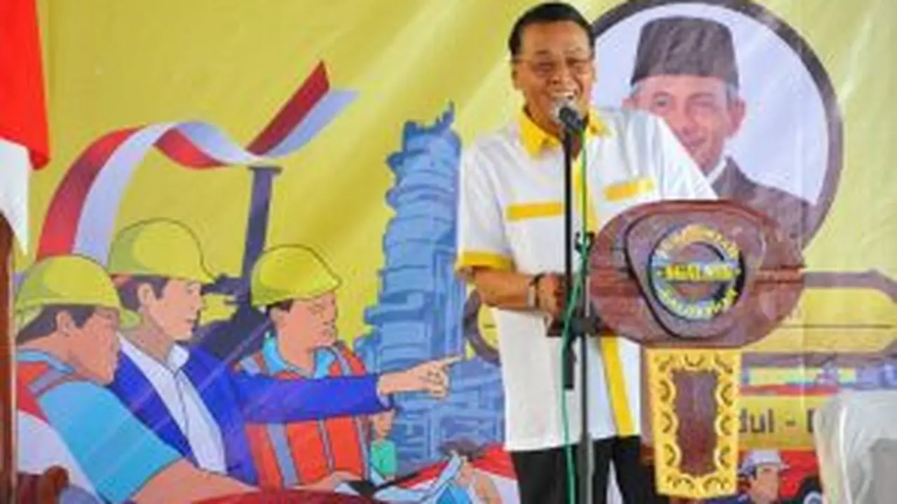 Anggota Komisi VII DPR Gandung Pardiman.