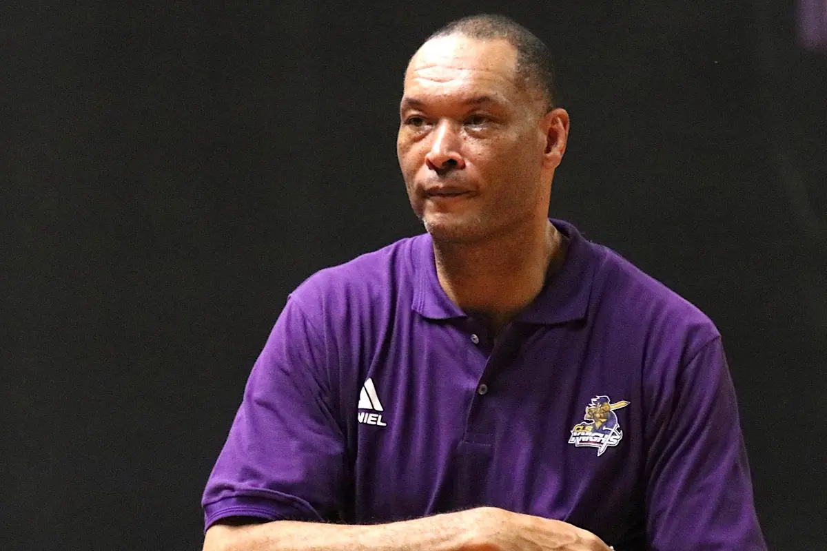 Pelatih CLS Knights Indonesia, Bryan Rowsom.