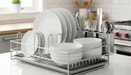 Rak Piring Gantung vs Rak Piring di Meja, Mana yang Lebih Praktis untuk Dapur Kecil?