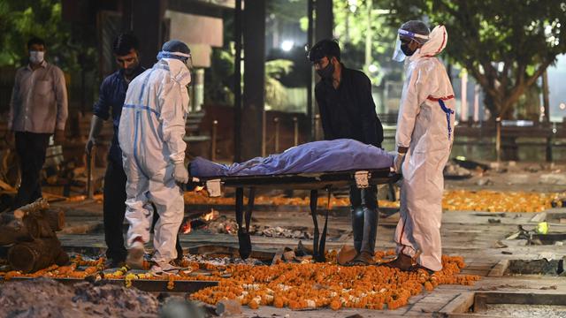 Aktivitas Krematorium Saat Gelombang Kedua Corona di India