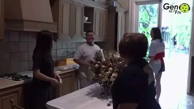 Potret dapur Nia Ramadhani (Sumber: YouTube/Gen 98.7 FM)