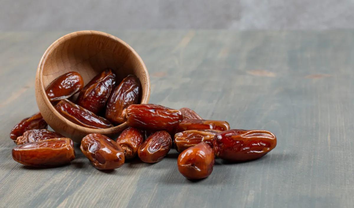<b>1. Kurma Medjool</b>