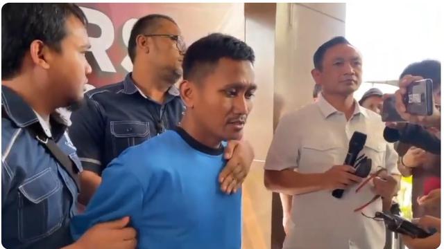 Tersangka kasus dugaan pembunuhan Vina Cirebon dan kekasihnya Eky, Pegi Setiawan alias Pegi alias Perong alias Robi Irawan.