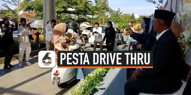 VIDEO: Seru! Pesta Pernikahan 'Drive Thru' Ala Pengantin Banyuwangi