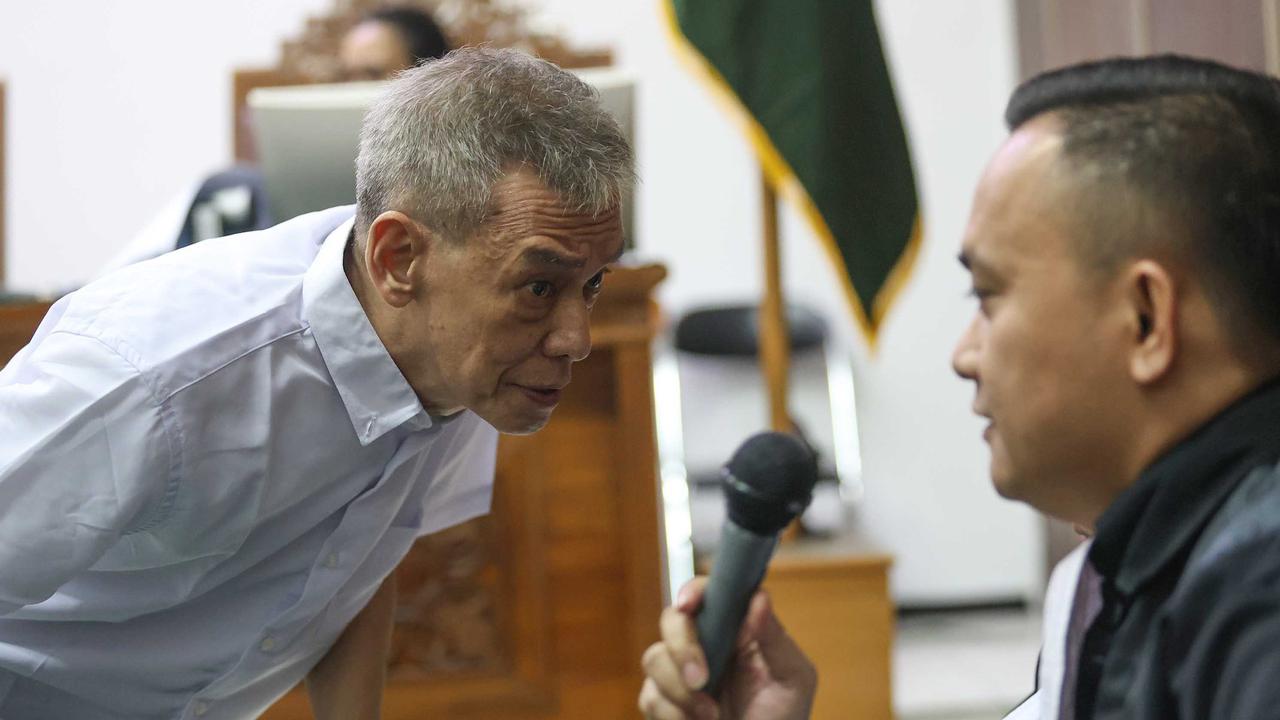 FOTO: Fariz RM Dituntut 6 Tahun Penjara atas Kasus Narkotika