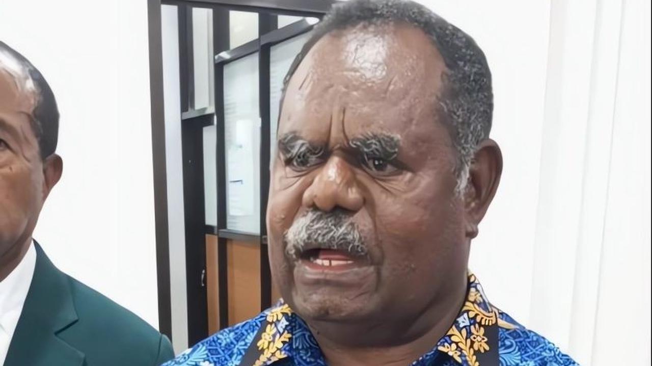 Gubernur PBD Tegaskan Pelayanan Pasien Papua Barat Daya Tak Boleh Terkendala Administrasi