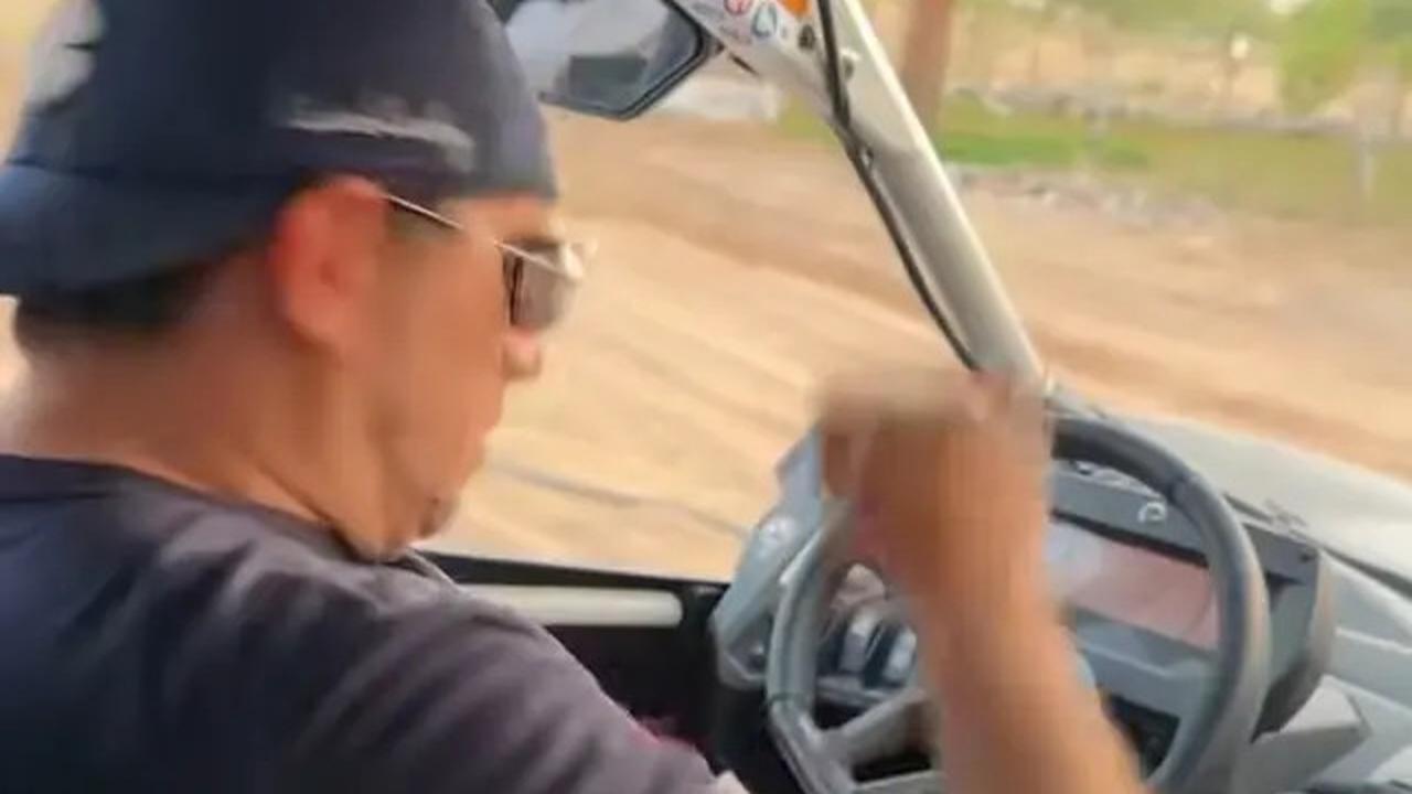 7 Poret Angel Karamoy Jajal Offroad di Padang Pasir Dubai, Dapat Saudara Baru