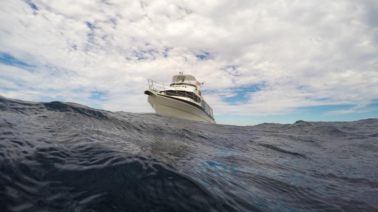 Kapal Wisata Tenggelam di Perairan Taman Nasional Jepang, 10 Turis Dipastikan Tewas