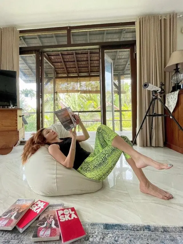 7 Potret Rumah Tamara Bleszynski di Bali, Sejuk Dikelilingi Tumbuhan Hijau