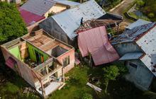 FOTO: Penampakan Rumah-Rumah Warga Rusak dan Atapnya Terlepas Akibat Terjangan Angin Kencang di Aceh Besar