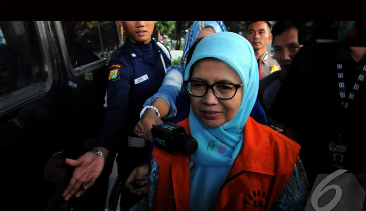 Chairun Nisa memenuhi panggilan KPK terkait kasus haji, Jakarta, Rabu (13/8/2014) (Liputan6.com/Faisal R Syam)