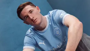 Elliot Anderson Beberkan Momen saat Man City Menghubunginya: Saya Tak Ragu!