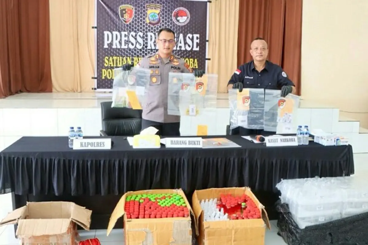 Polisi sita barang bukti Obat Kuat Ilegal diedarkan sampai Wilayah Pelosok Perbatasan Filipina