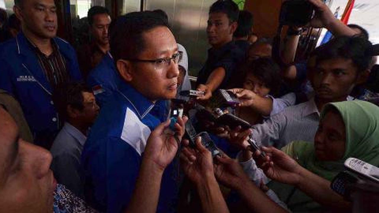 Anas Urbaningrum bicara tomcat