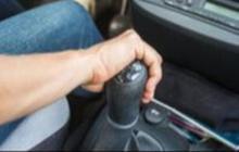 Perhatikan! Berikut adalah 5 alasan mengapa mobil manual tidak bisa mendaki saat berada di tanjakan