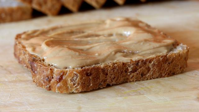 Ilustrasi Selai Kacang