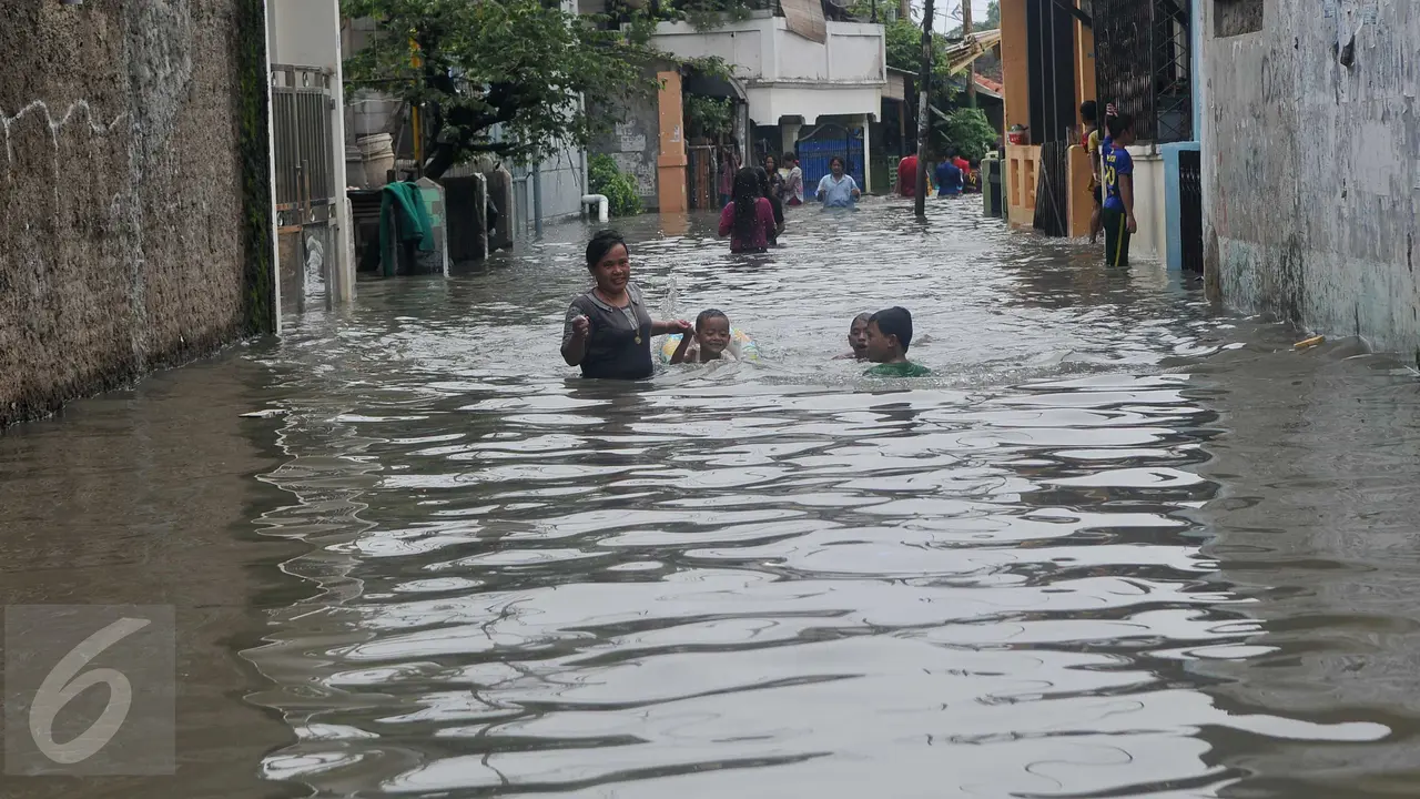 20160228- Banjir di Rawa Buaya Mencapai 1 Meter-Jakarta- Gempur M Surya