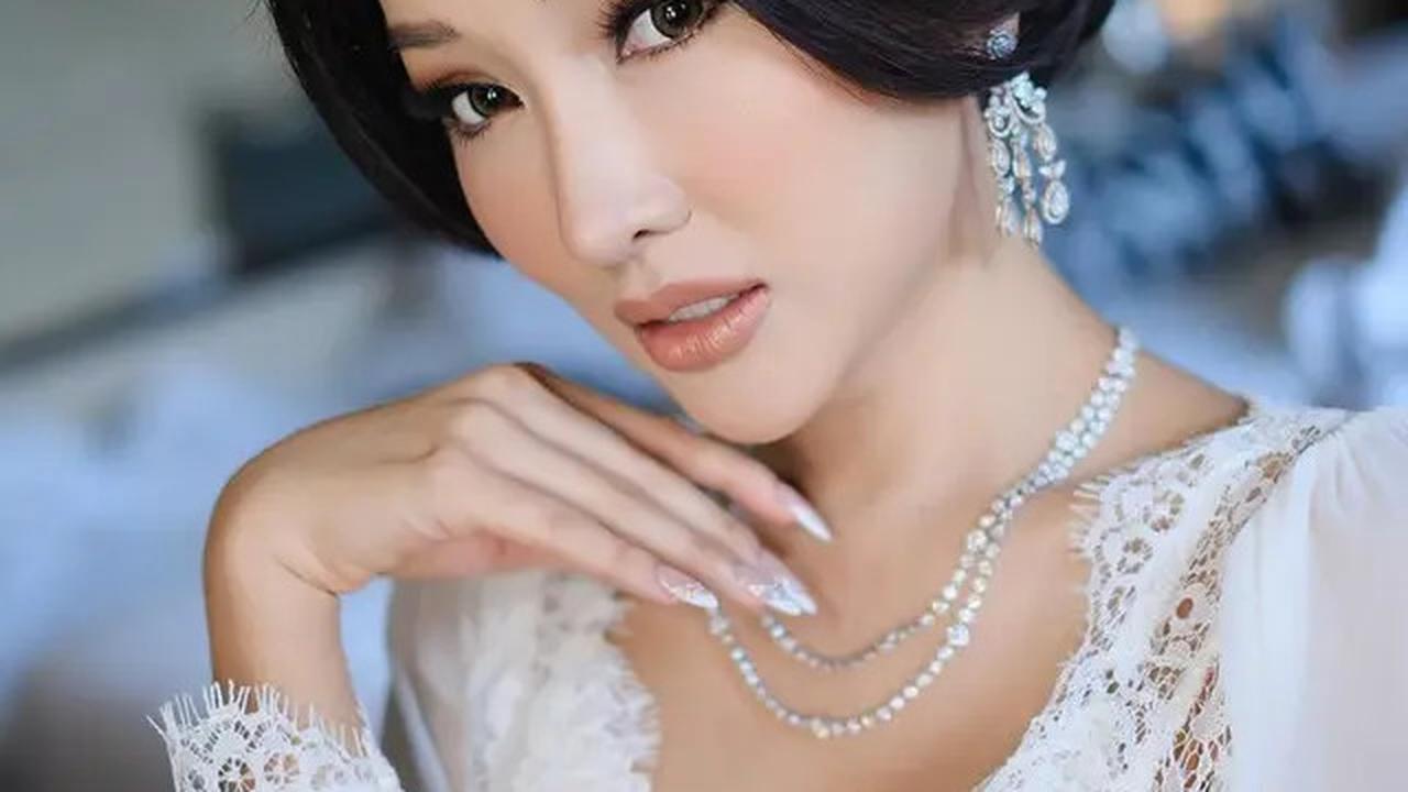 6 Transformasi Mengejutkan Lucinta Luna dari Dulu hingga Sekarang, Drastis Banget!
