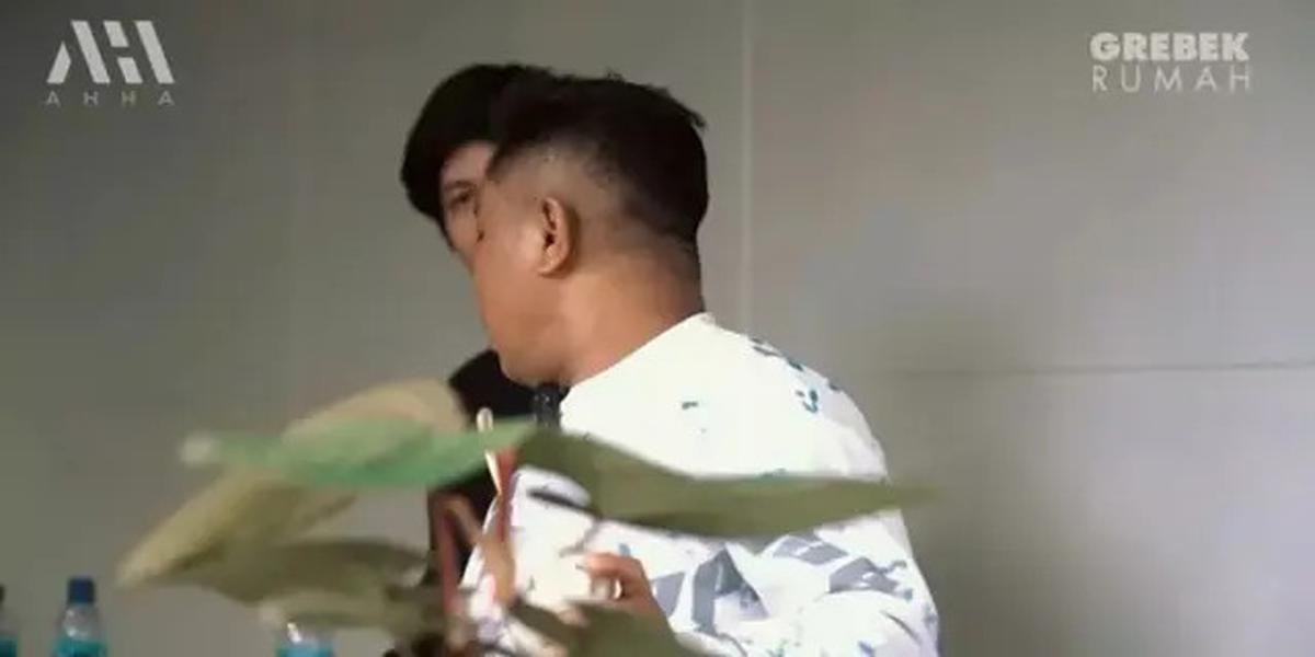 7 Potret Dapur Outdoor di Rumah Narji, Modelnya Estetik dan Cocok untuk Nongkrong