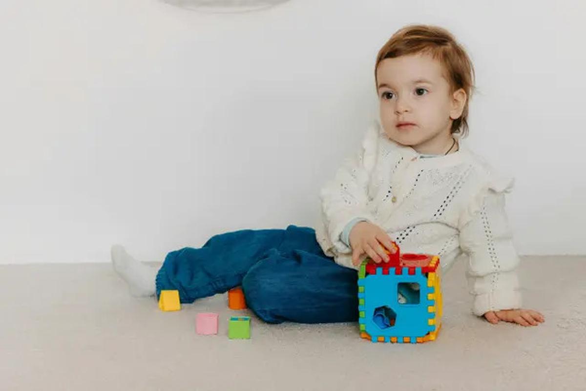 5 Tips Memilih Mainan Bayi yang Sesuai Usia untuk Mengasah Kemampuan Si Kecil