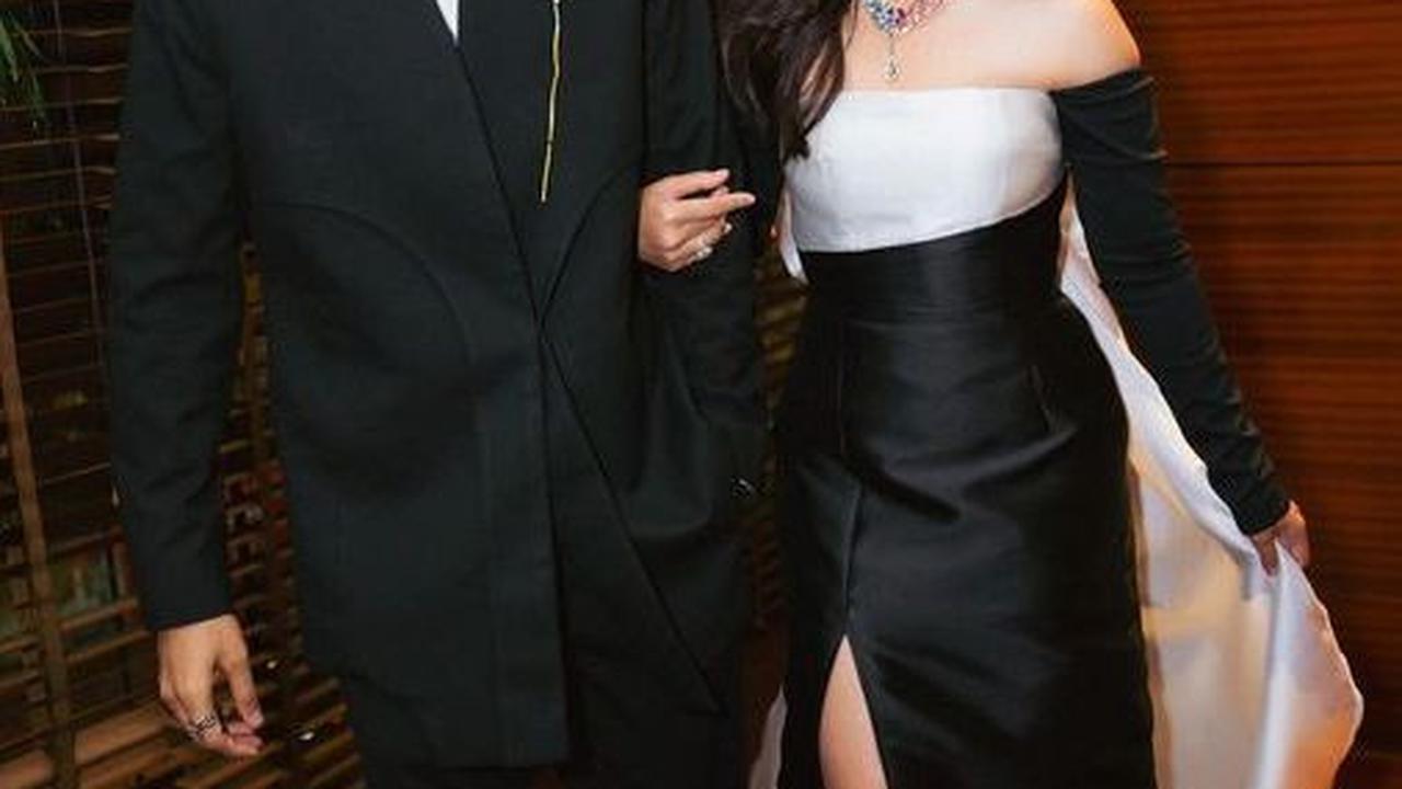 Deretan Foto Prilly Latuconsina Pamer Foto Mesra dengan Refal Hady, Bikin Netizen Patah Hati