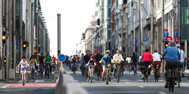 Suasana Car Free Sunday di Brussel