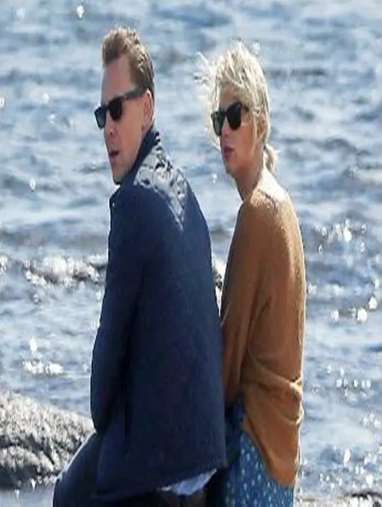 Taylor Swift dan Tom Hiddleston nampak mesra dan lengket. Keduanya pun nampak tak bisa terpisahkan. (sunimage/Bintang.com)