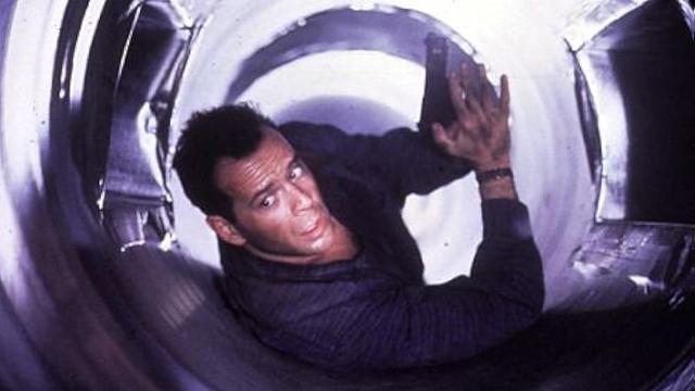 Die Hard 2 (1990)