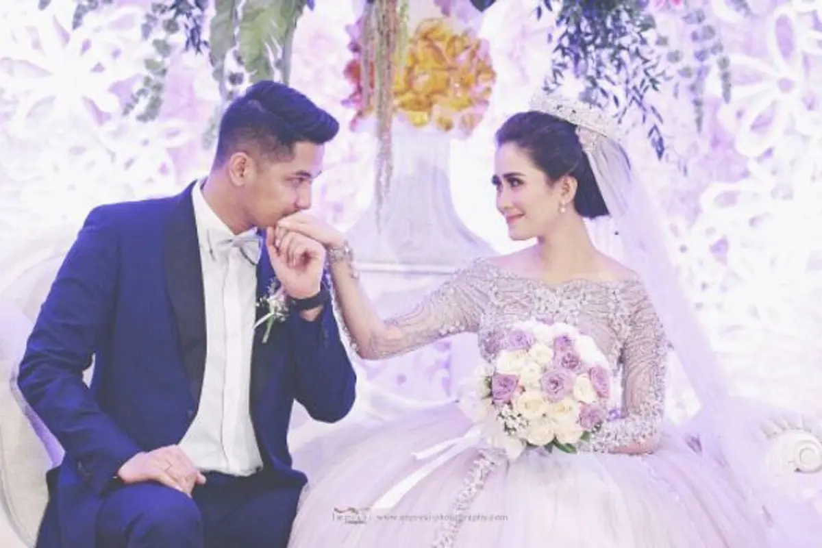[Bintang] Ryana Dea dan PuadinRedi