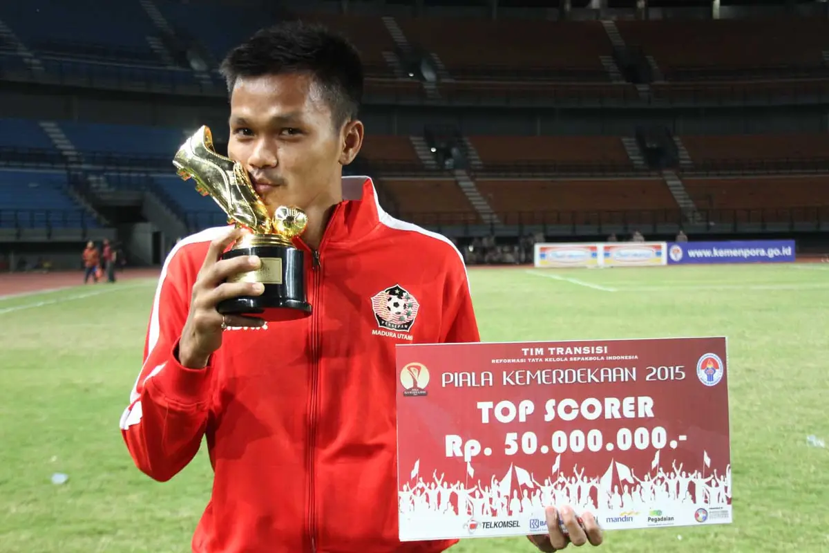 Sirvi Arfani, Persita Tangerang