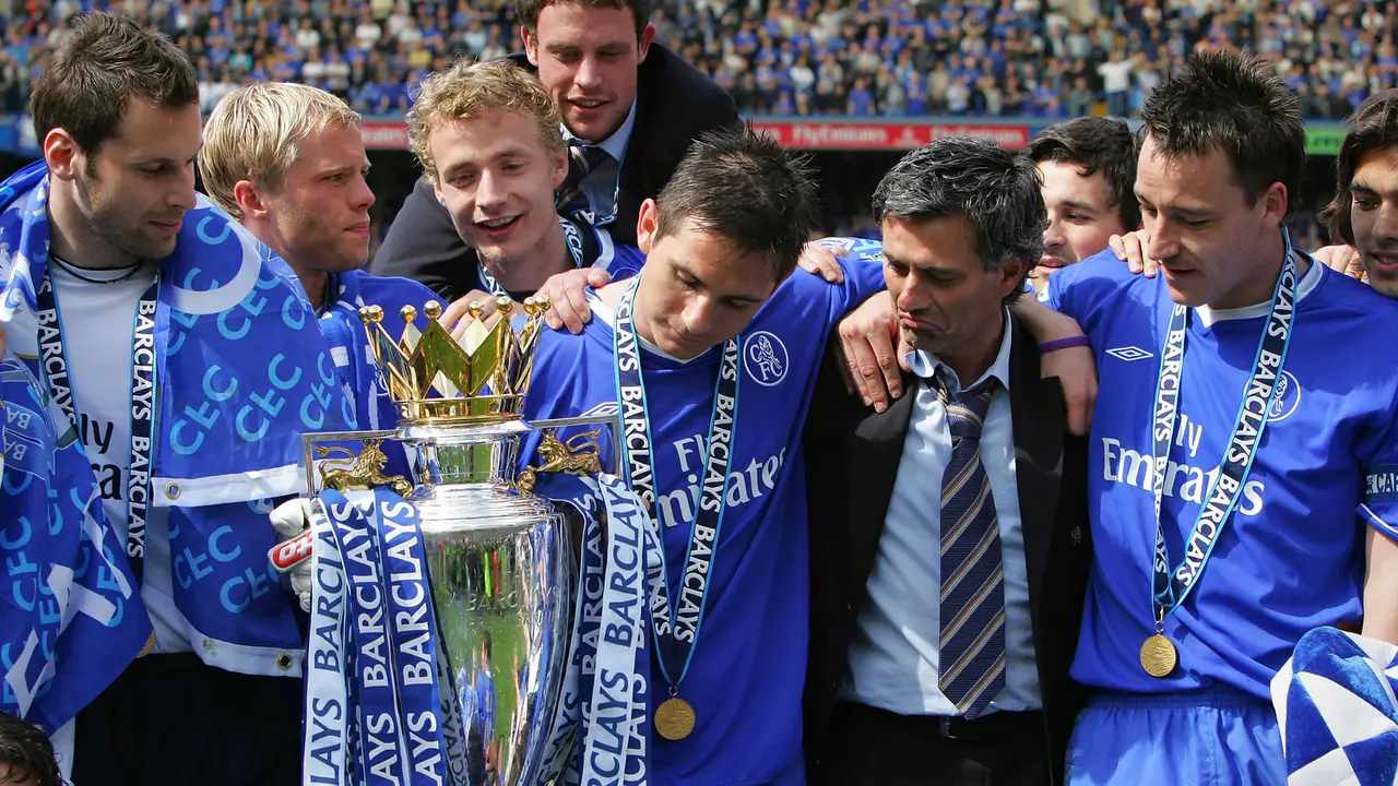 Foto: Lama Puasa Gelar, 5 Klub Ini Akhiri Paceklik Gelar usai Dibesut Jose Mourinho, Chelsea Menunggu hingga Setengah Abad