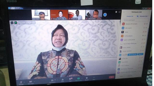Founder Pahlawan Ekonomi Tri Rismaharini