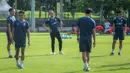 Pelatih kepala Timnas Indonesia U-17, Kurniawan Dwi Yulianto menyatakan bahwa tengah mempersiapkan taktikal untuk menjalani laga yang berbeda-beda. (Bola.com/Bagaskara Lazuardi)