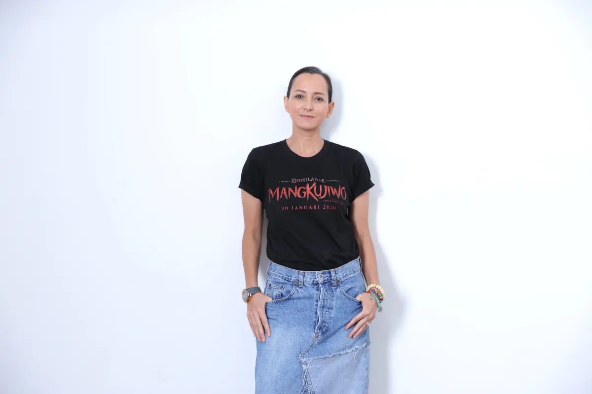 [Fimela] Karina Suwandi fisit Film Mangkujiwa