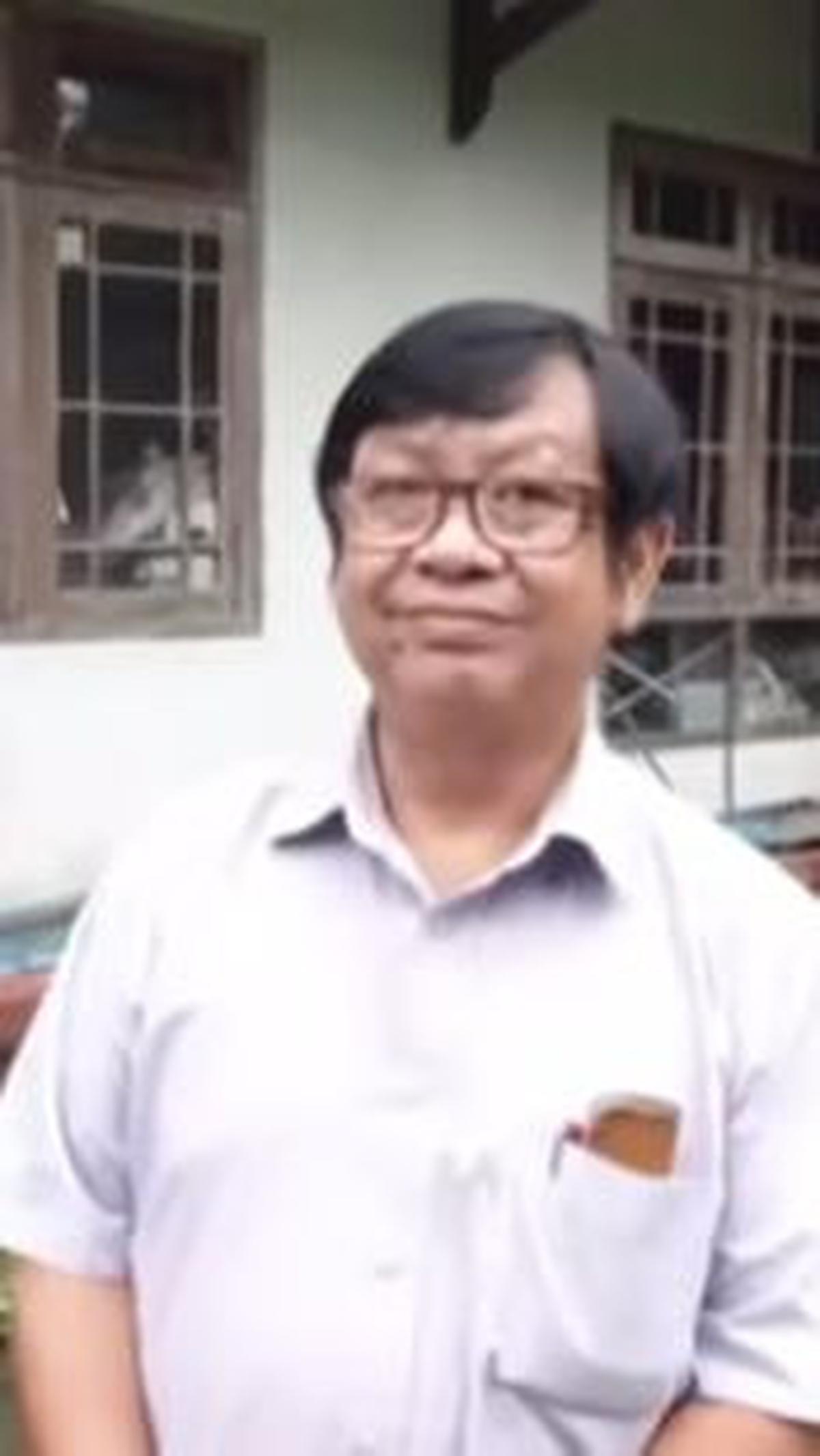 "Kan kita enggak tahu kalau ada ular. Pelihara ayam sama bebek kan biar pada bunyi kalau ada ular," jelasnya.&nbsp;<br>