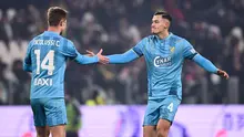 Pada laga kali ini, Jay Idzes, sukses mengukir sejarah dengan mencetak gol perdana di Serie A. Kapten skuad Garuda itu juga jadi orang pertama Indonesia yang berhasil mencetak gol di kasta tertinggi Liga Italia. (AFP/Marco Bertorello)