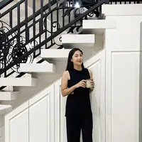 Kisah di Balik Claire Quincy, Pelancar Asi Racikan Adik Nikita Willy.