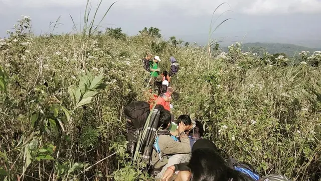 Rute pendakian di Gunung Lemongan Jawa Timur