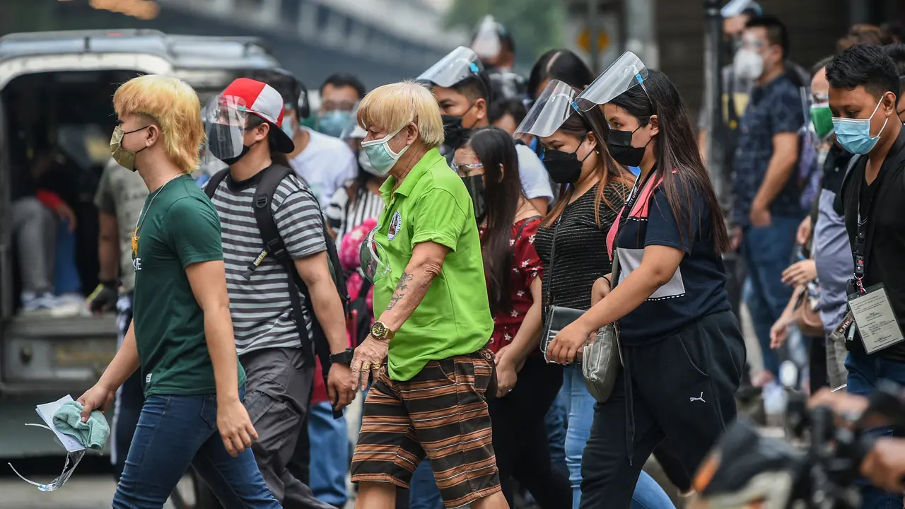 Sehari Jelang Pencabutan Lockdown Manila