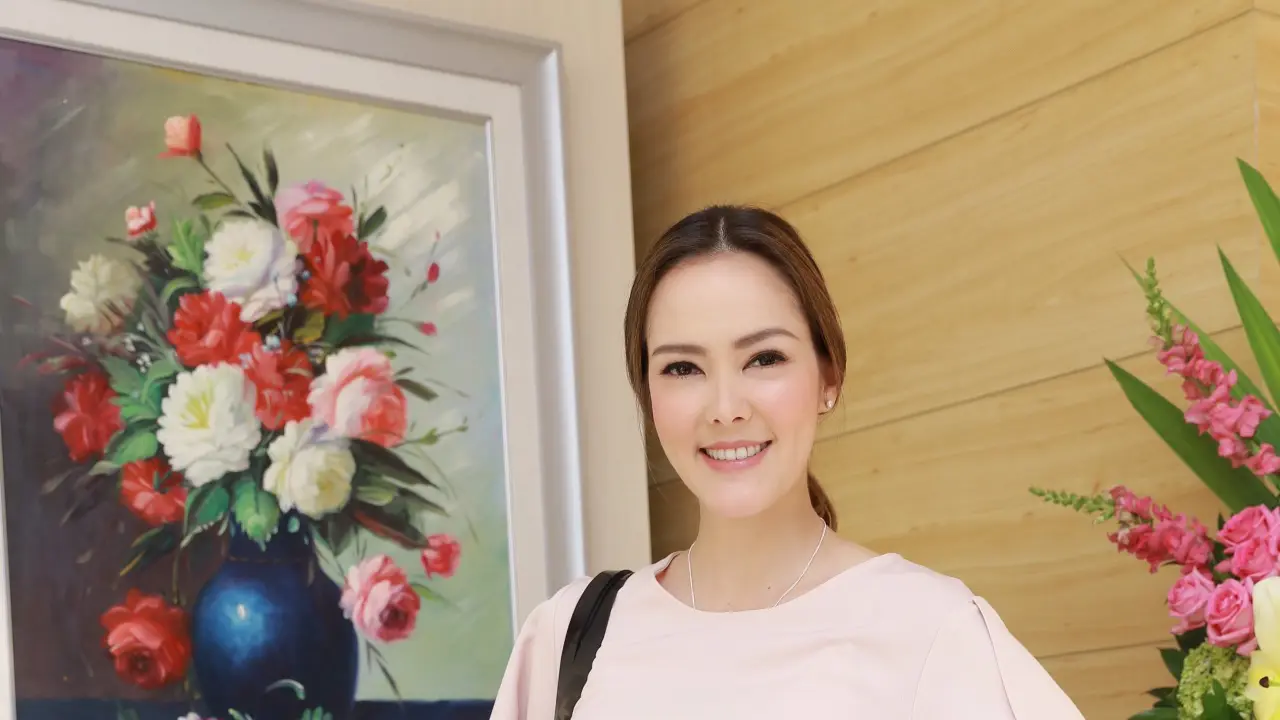 [Bintang] Cathy Sharon