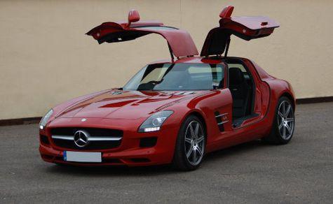 Mercedes-Benz SLS 63 AMG