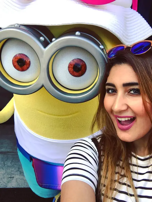 Ia melihat bahwa seorang pria apalagi pernah menikah, sangat membutuhkan seorang pendamping. Apalagi, ia melihat kesibukan mantan suaminya yang telah bercerai beberapa bulan silam. (Instagram/tanianadiraa)