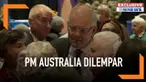 Seorang perempuan, 25 tahun, nekad melemparkan sebuah telur kepada Perdana Menteri Australia Scott Morrison. Aksi pelemparan telur ini terjadi di sebuah acara kampanye yang dilakukan Morrison.